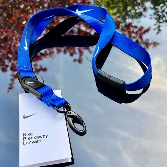 NWT Nike Premium Breakaway Lanyard in Blue - Picture 1 of 3